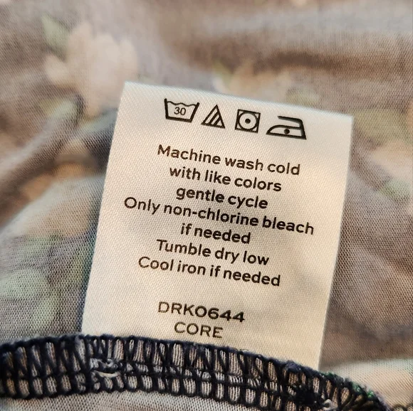 NEW Draper James Kitty Dress in Magnolia Size Medium - Picture 9 of 9